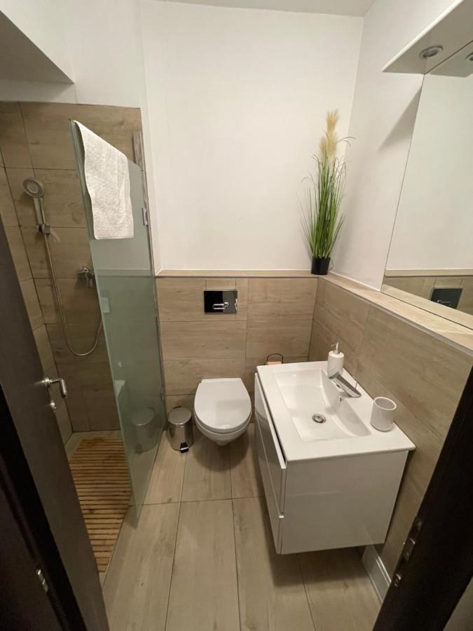 Savoya5 Old Citycenter Selfcheckin Workspacestudio ทิมิชัวรา ภายนอก รูปภาพ